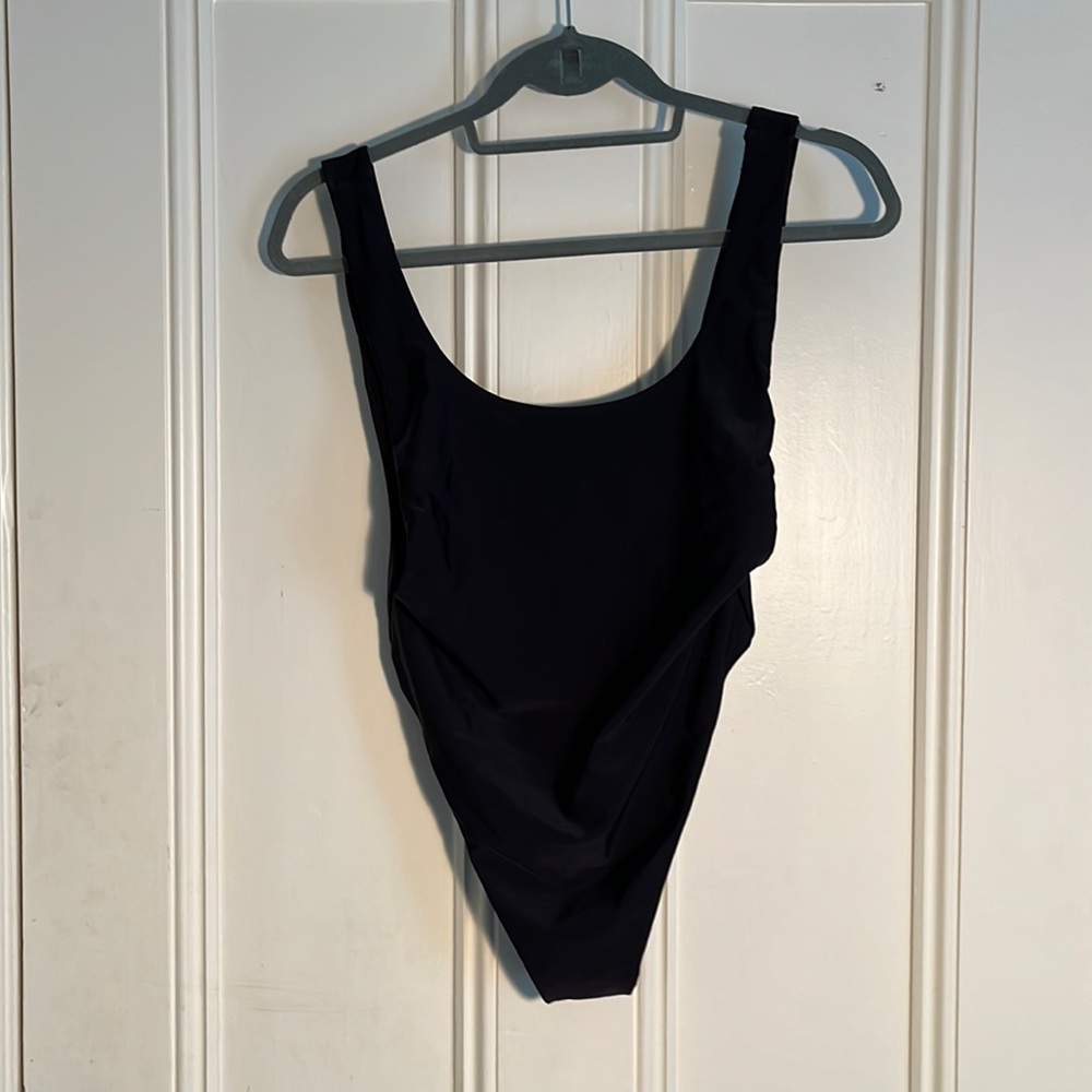 NEVER WORN low back Aerie one piece swim